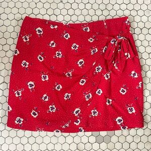 Sezane Skirt Womens Medium Red Mini Wrap Feminine Cottagecore Boho Floral Flirty